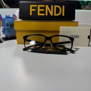 Fendi Black Unisex FE50090F with Nosepads